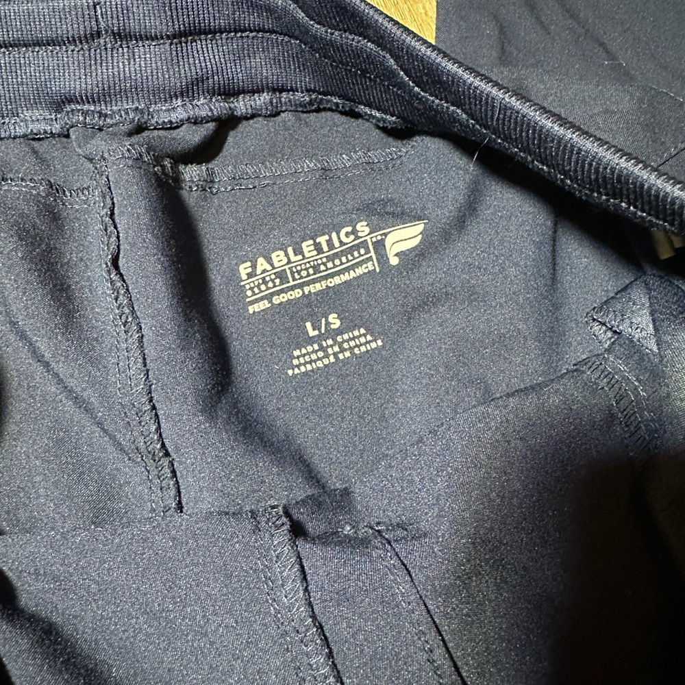 Fabletics Women Large/Petite Scrub Jogger PantsNavy Blue - Picture 4 of 6